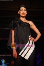 Model walk the ramp for Shantanu Nikhil at Day 2 Blenders Tour fashion show on 4th Spt 2010 (39).JPG